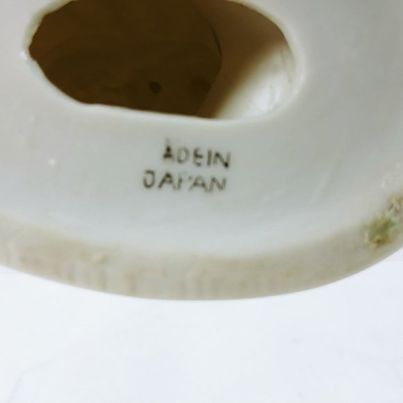 Colonial Couple Figurine Statue Gold Gilded Made in Japan 6.75" Tall - Picture 8 of 8